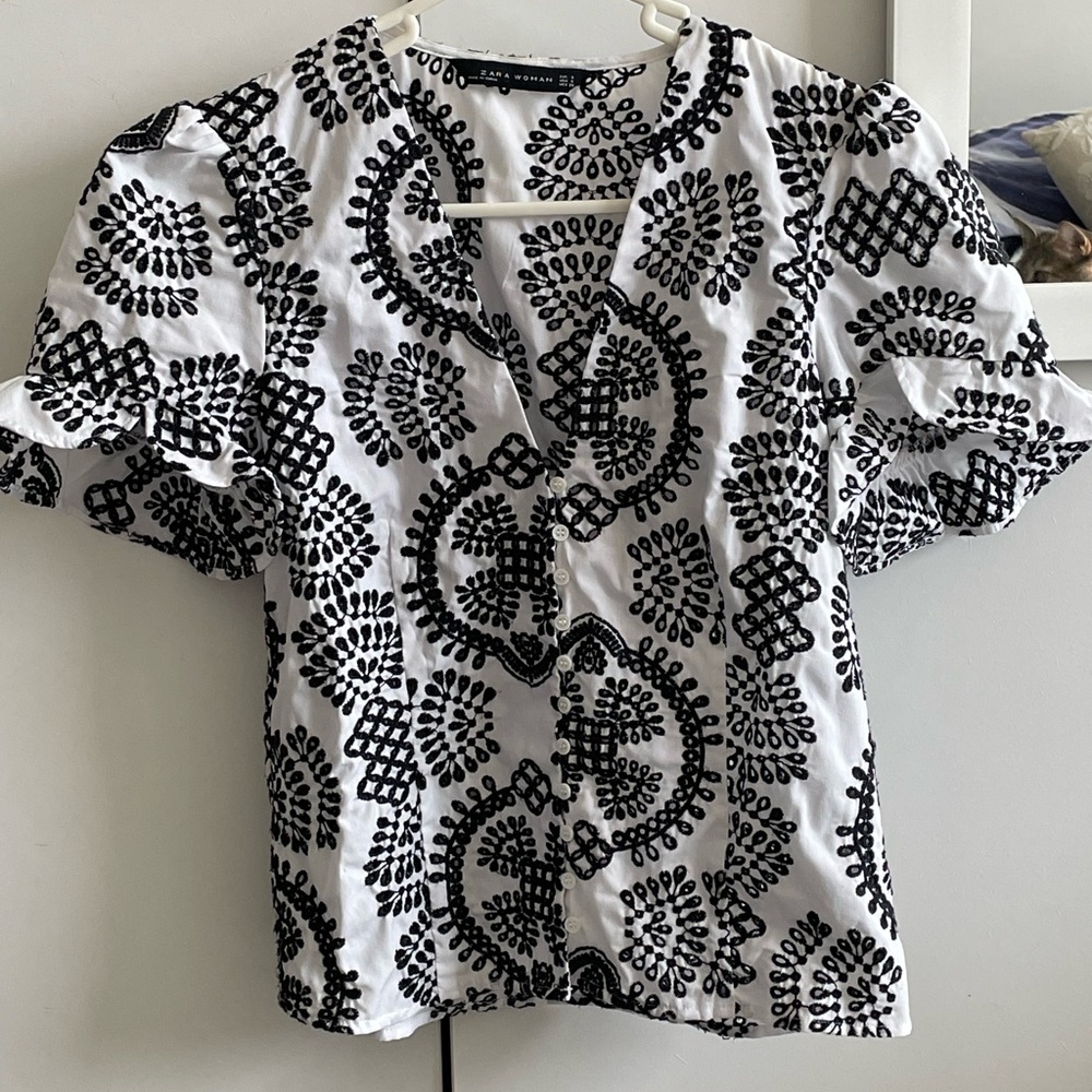 Zara Black & White Eyelet Top